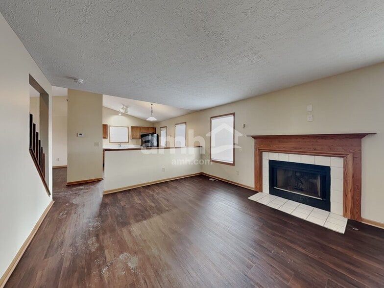 Building Photo - 4633 Stratford Ln