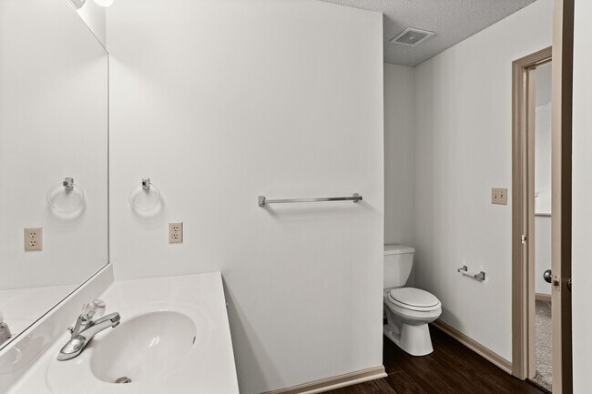 Building Photo - 3258 Wind River Cir