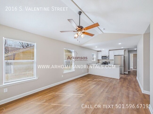 Building Photo - 2016 S Valentine St