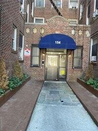 Building Photo - 154 Radford St