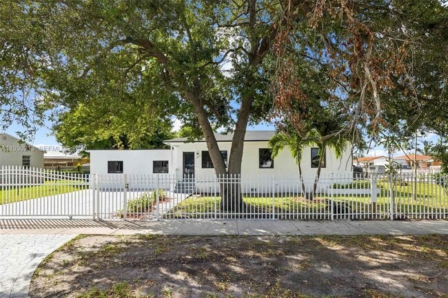 Building Photo - 9055 NW 33rd Avenue Rd