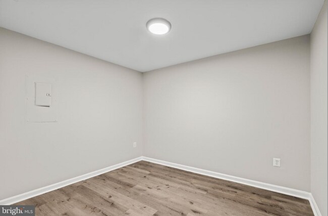 Building Photo - 328 Moseby Ct