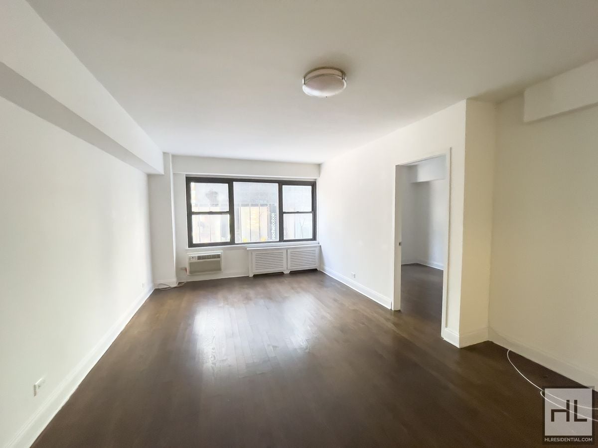 Building Photo - EAST 57 STREET