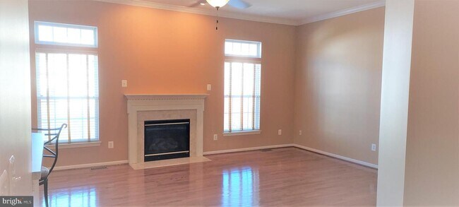 Building Photo - 5205 Joshua Tree Cir