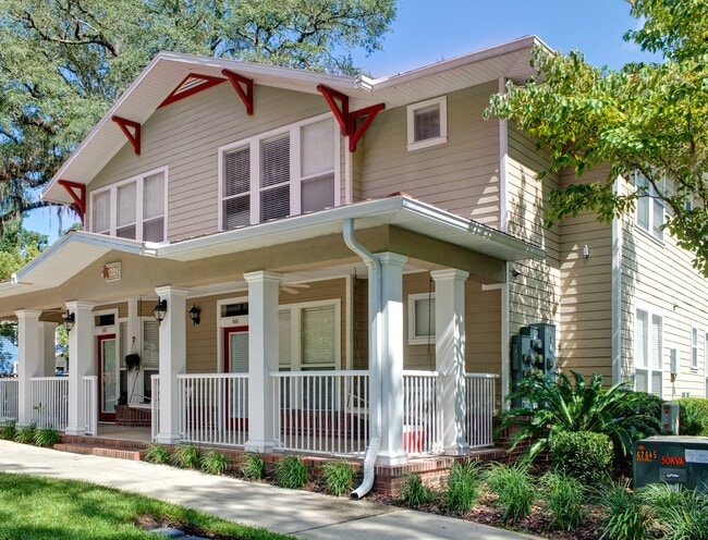 Building Photo - 117 NW 12th Terrace