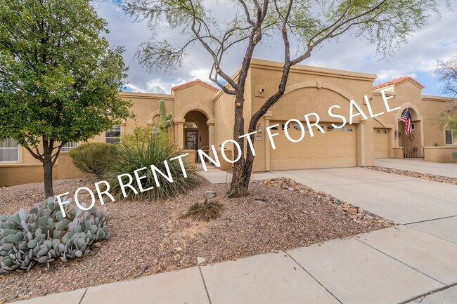 Building Photo - 12765 Walking Deer Pl