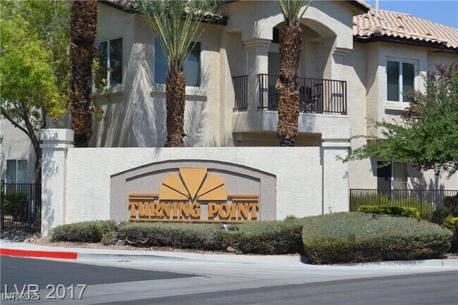 Primary Photo - 4810 Grey Wolf Ln