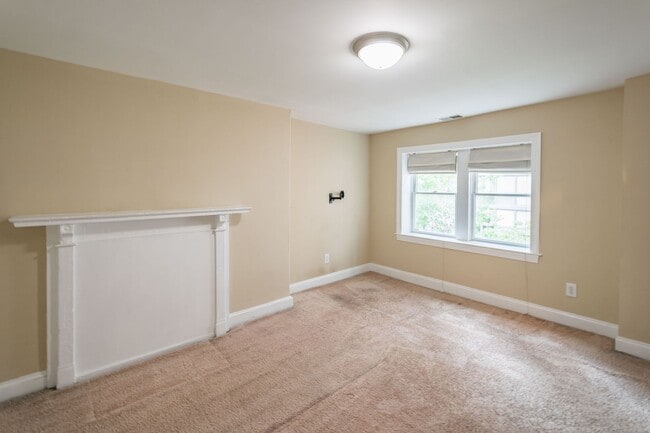 Building Photo - 535 Spruce St