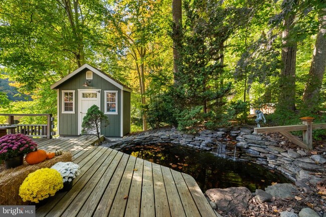 Building Photo - 8255 Sunderman Pl
