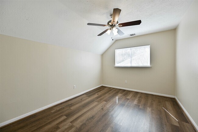 Building Photo - 2507 Foxden Dr