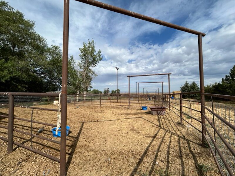 Building Photo - 60 N 160 E