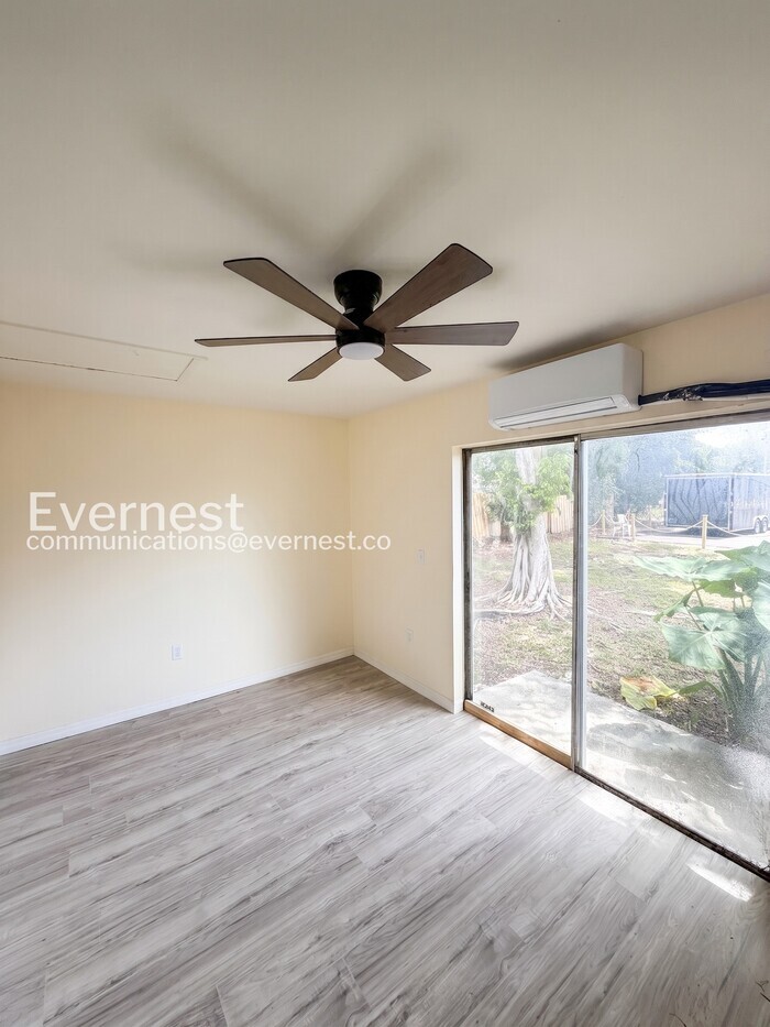 Building Photo - 5633 Crissman Dr N