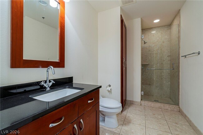 Building Photo - 4525 Dean Martin Dr