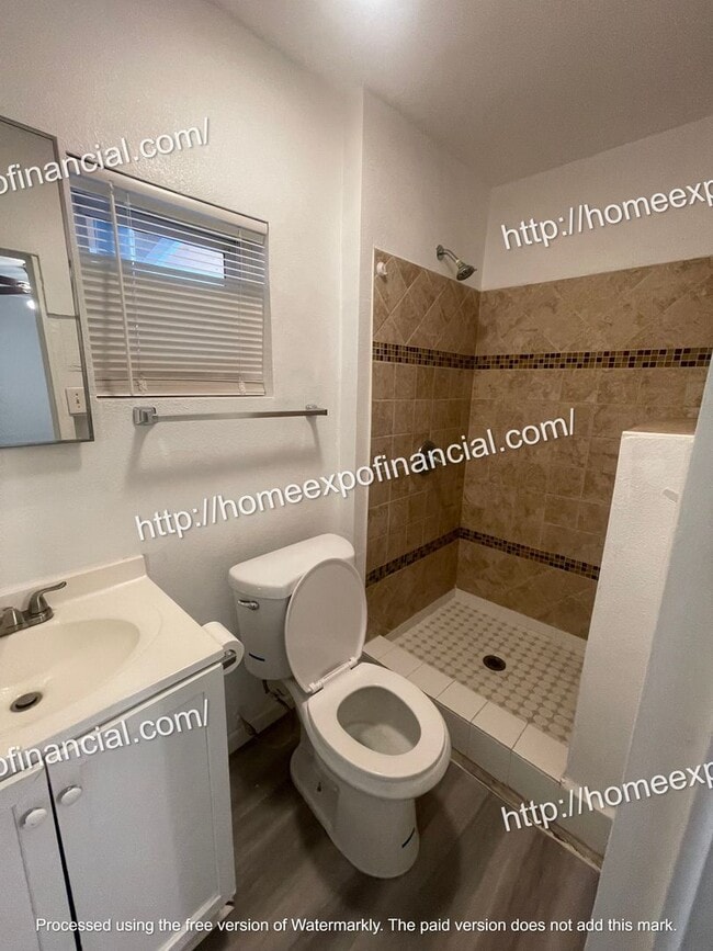 Building Photo - Nice Home For Rent