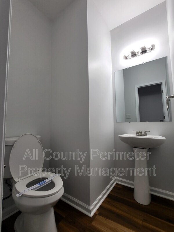 Building Photo - 4231 Suwanee Brook Ct