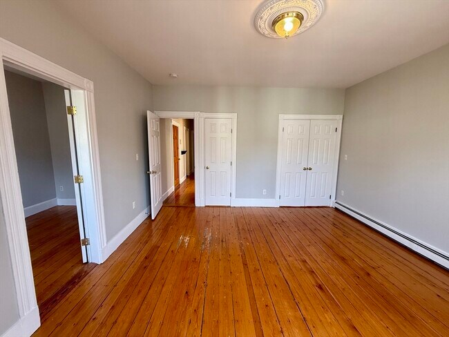 Building Photo - 38 Goldsmith St