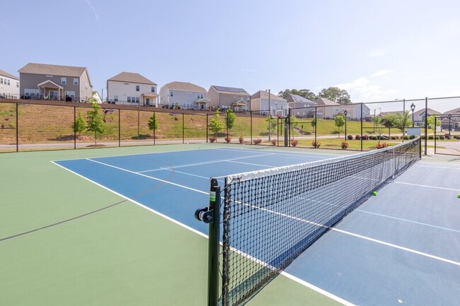 Building Photo - 1017 Fitchie Pl