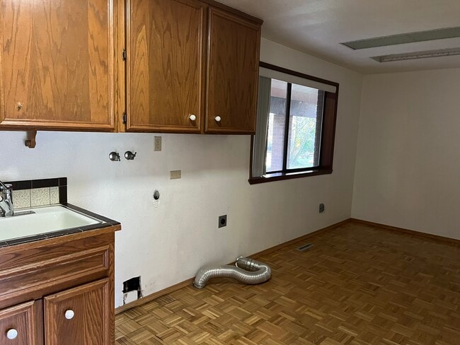 Building Photo - 15607 62nd Ave NW