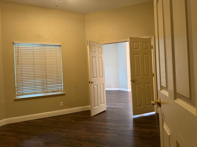 Building Photo - Beautiful single level corner lot