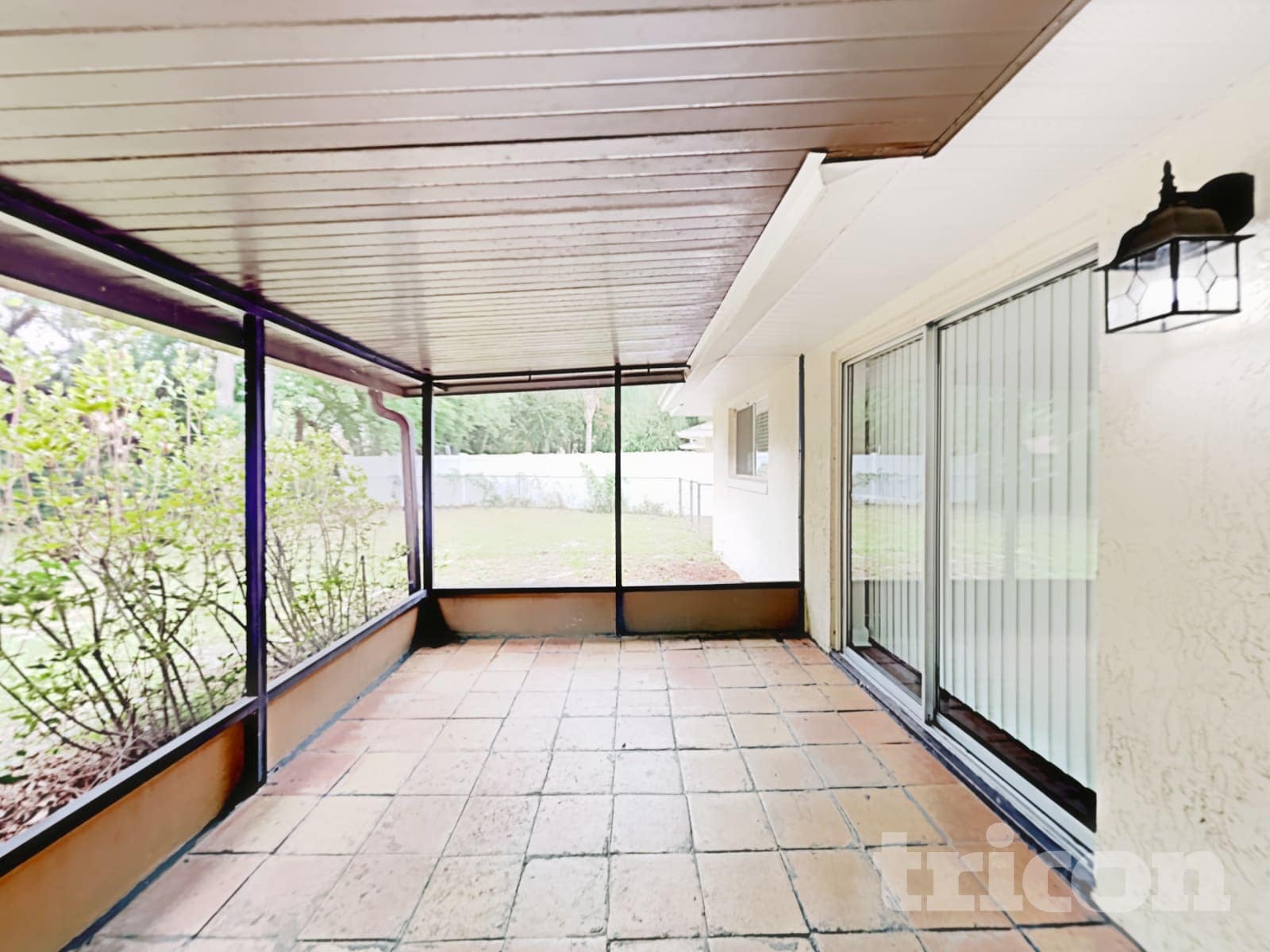 Building Photo - 260 12 League Cir