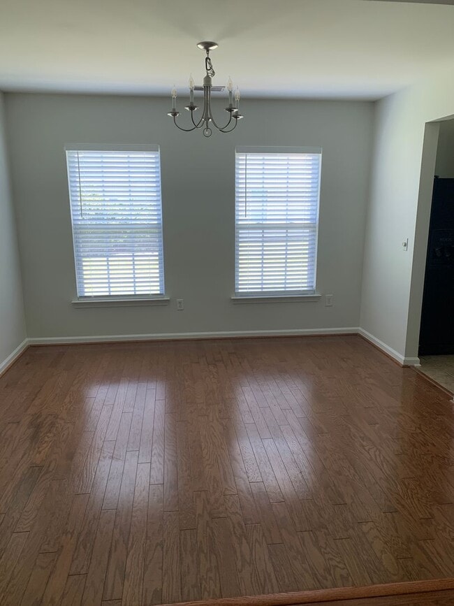 Building Photo - Hamilton Grove @Savannah Quarters off the ...
