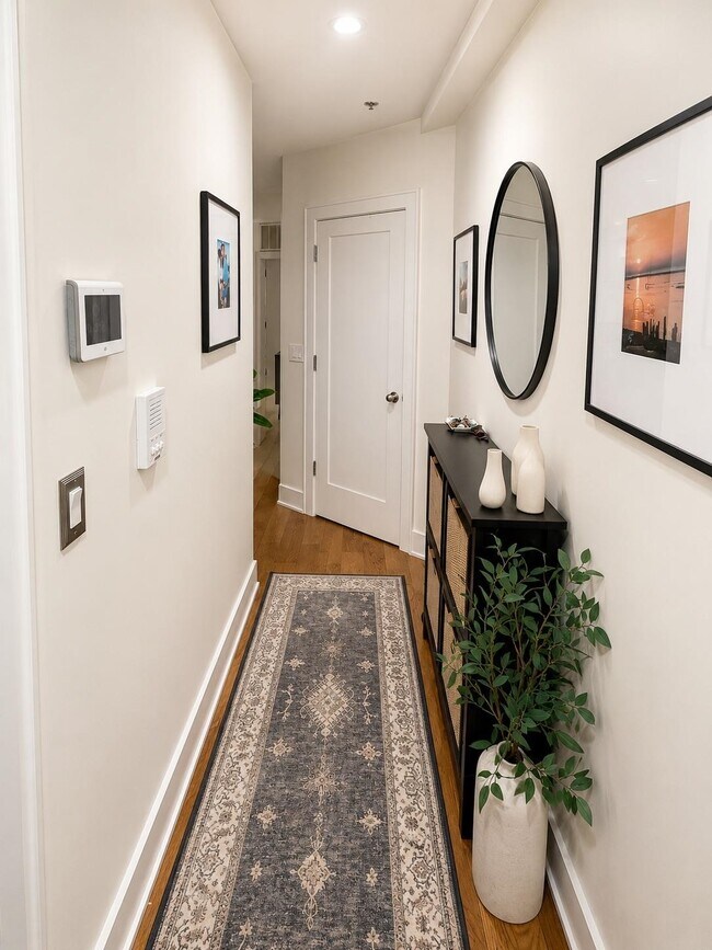 Building Photo - 226 Park Ave