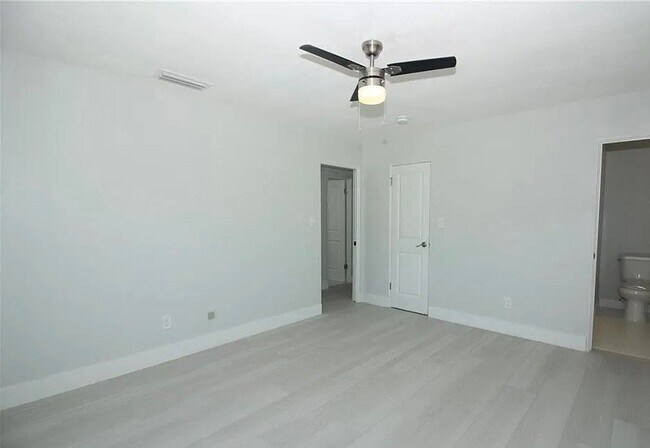 Building Photo - 16077 Garrett Grove Ct