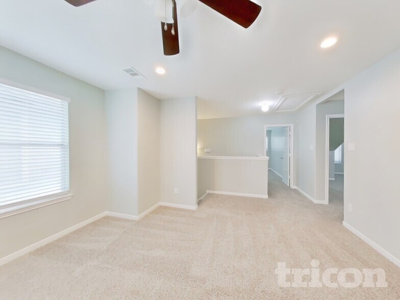 Building Photo - 6726 Misty Dale Dr