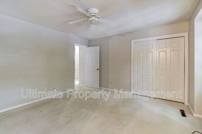 Building Photo - 819 Seabury Ct