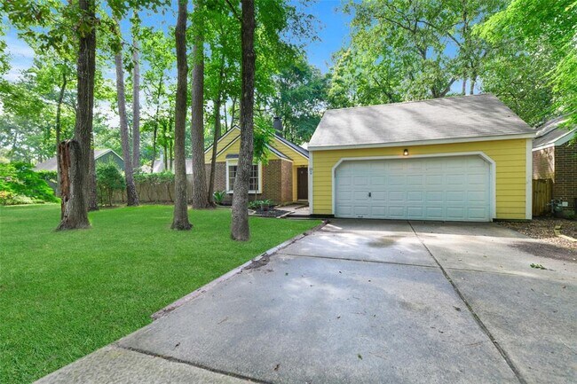 Building Photo - 15 Tulip Hill Ct