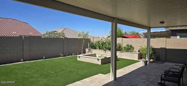 Building Photo - 10583 W Bronco Trail