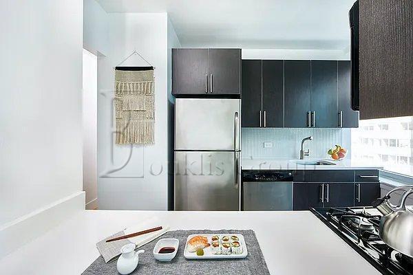 Building Photo - 2 bedroom in NEW YORK NY 10007