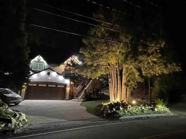Building Photo - 1039 N Grass Valley Rd