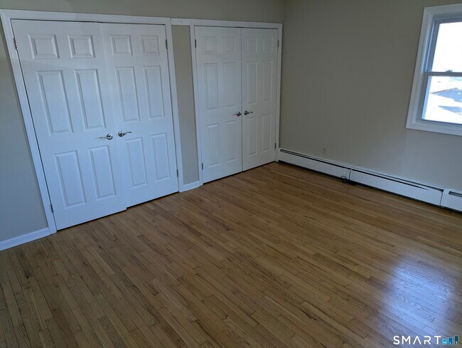 Building Photo - 67 Avery St