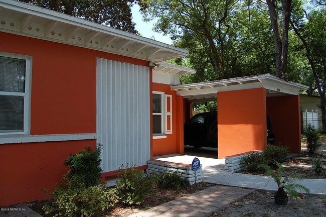 Building Photo - 1132 Whitlock Ave