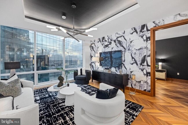 Building Photo - 300 International Drive