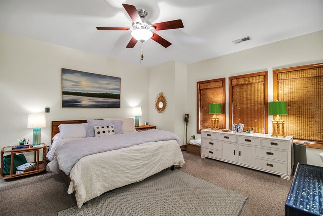 Building Photo - 203 Da Gullah Way