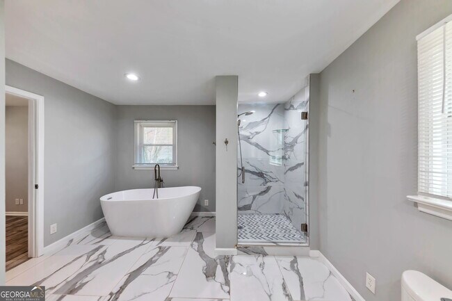 Building Photo - 2764 Veltre Pl SW