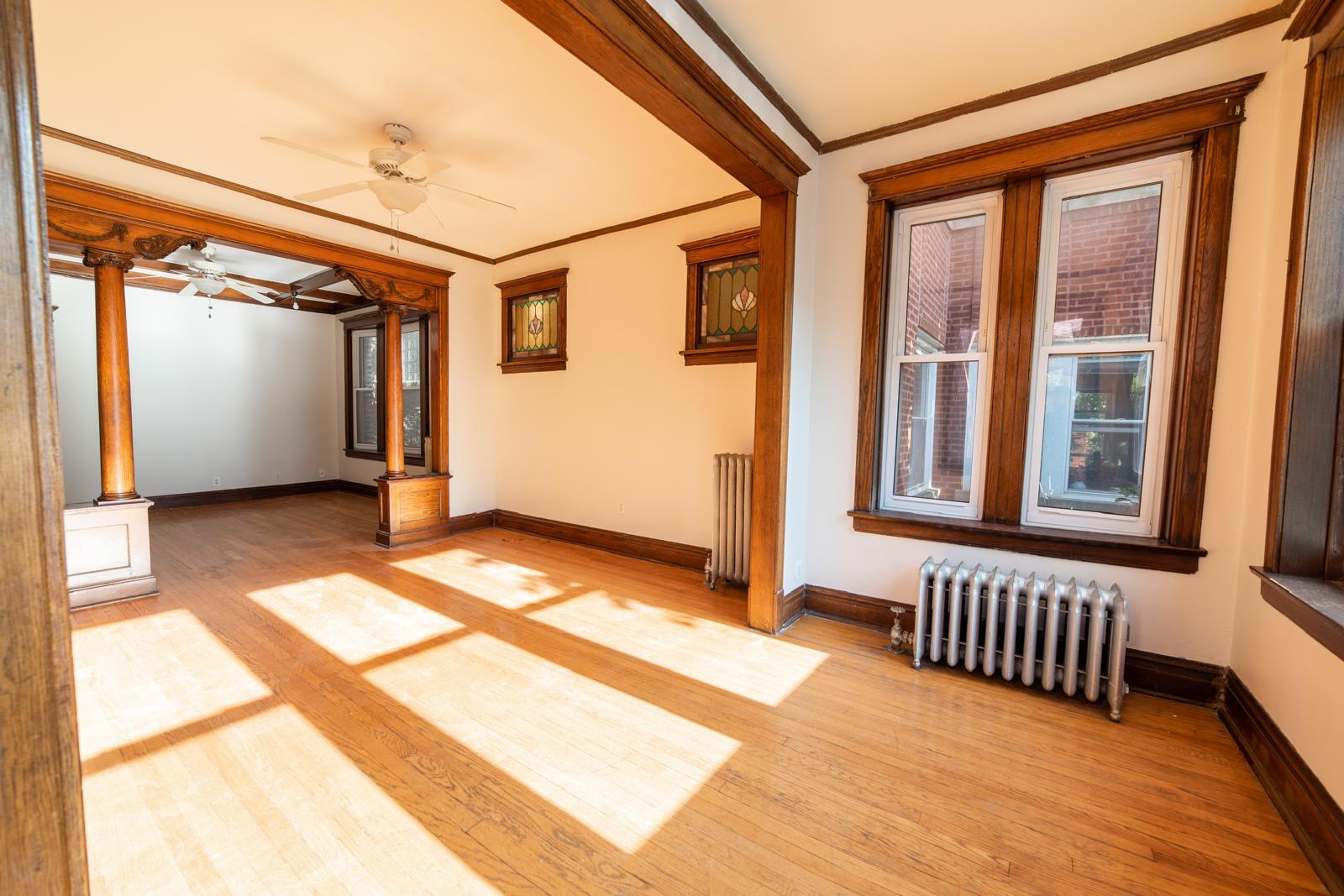 Sun Room and Living Room - 1012 N Oakley Blvd