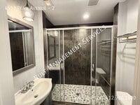 Building Photo - 4552 Penn Ave