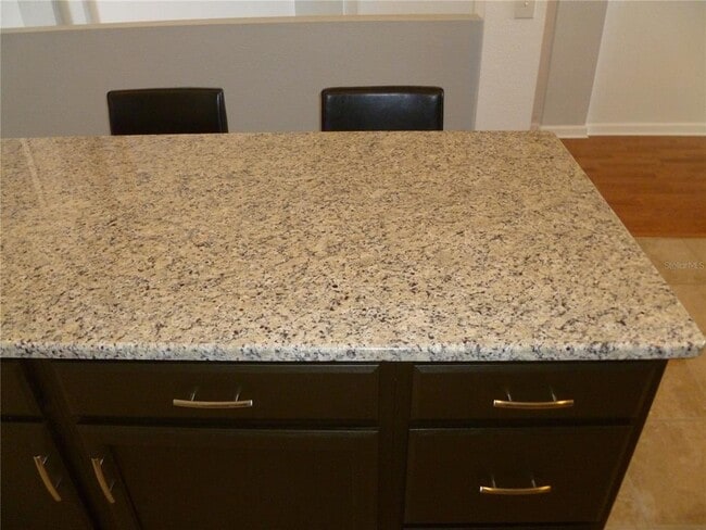 Building Photo - 6936 Cohasset Cir