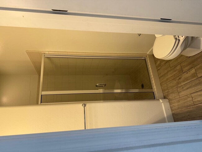 Building Photo - 25718 N 20th Ave