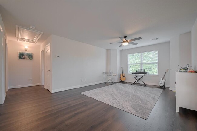 Building Photo - 3114 Calla Lily Trl