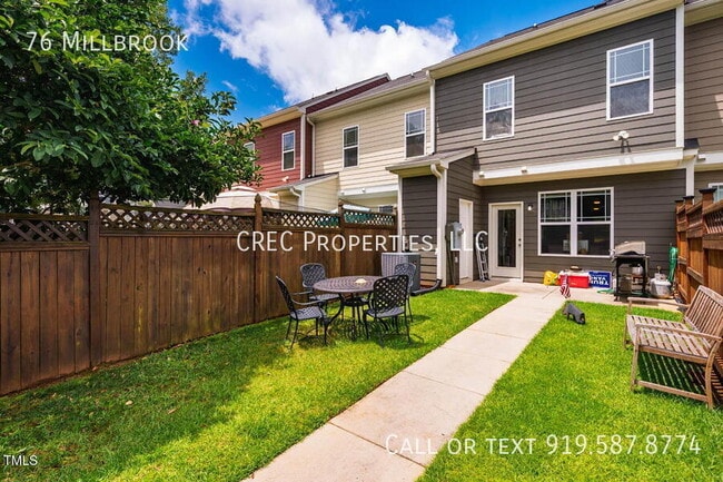 Building Photo - 76 Millbrook-