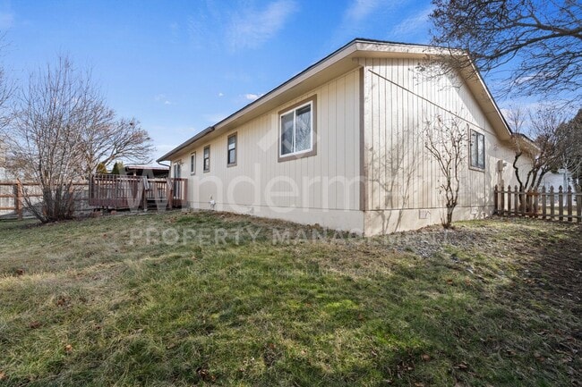 Building Photo - **Half Off first full month special** Fantastic 3-Bedroom Home In Liberty Lake