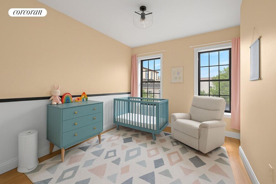 Building Photo - 215 Lewis Ave