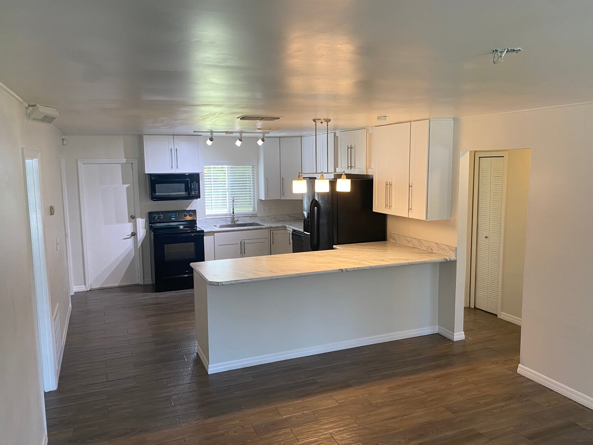 Kitchen - 5210 Sunrise Blvd