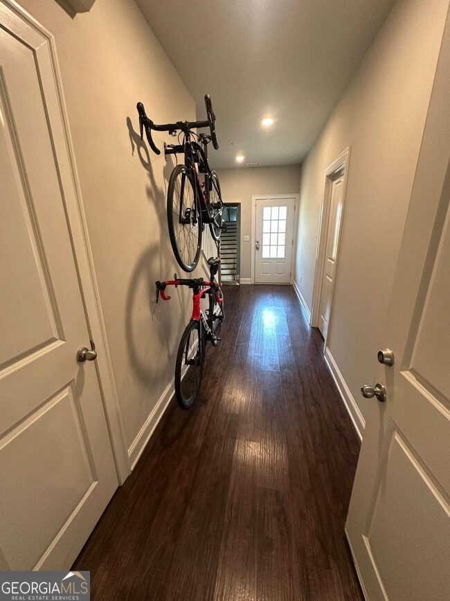 Building Photo - 1508 Slopeside Loop SE