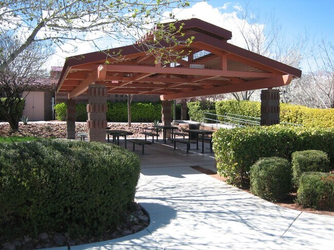 Building Photo - Beautiful 3 bd home in Summerlin Center ne...
