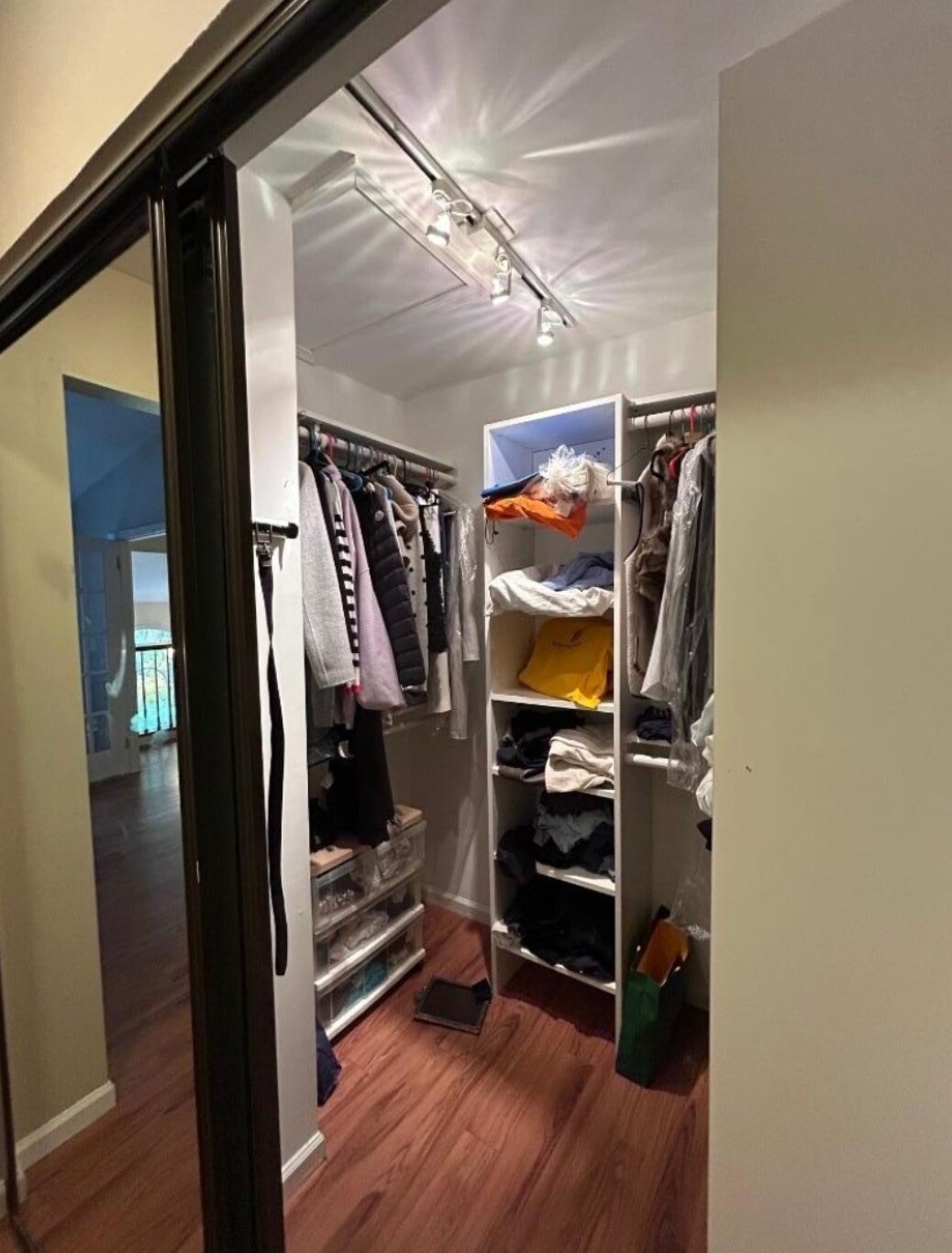 Building Photo - 31 Encampment Dr